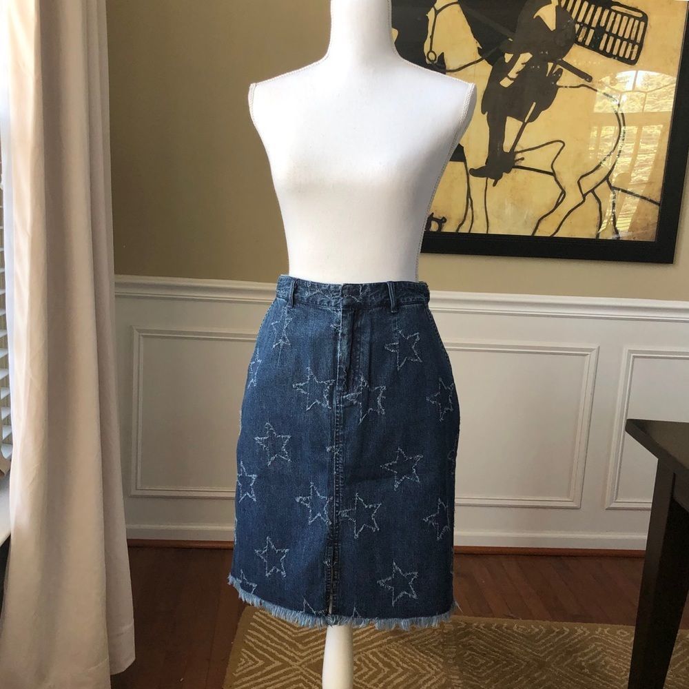 Jean Skirt STARS Frayed Hem Telluride Co NWT 4 - Picture 2 of 8